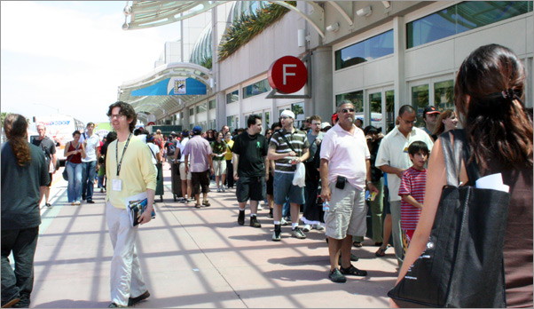 The endless lines to get anywhere at the Con