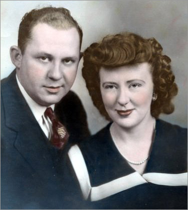 Louis and Vivian Des Lauriers - my grandparents. Rest in Peace.