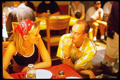 Reed and Dunst on the set of Bring It On.