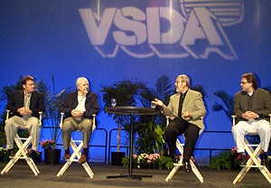 L to R: Eric Darnell, Robert Altman, Leonard Maltin and Bill Condon.